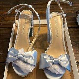 betsey johnson size 9 blue heels